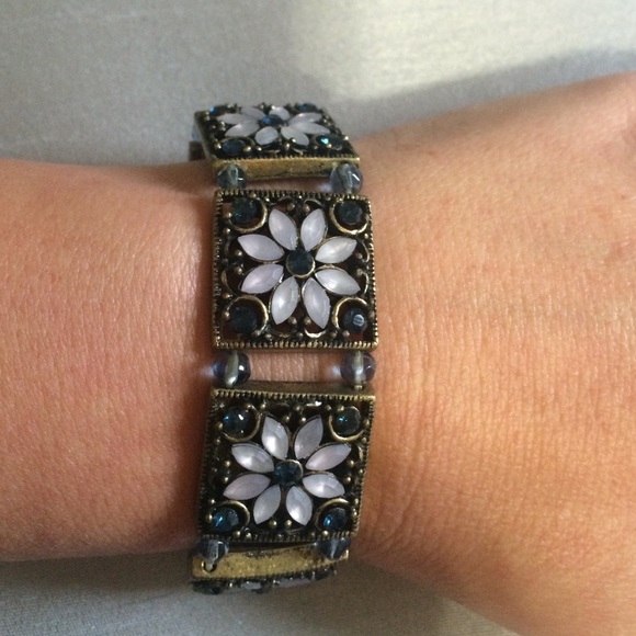 Pretty beaded, stretchy cuff bracelet
