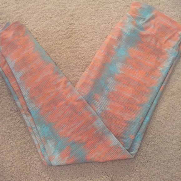 TC LuLaRoe leggings