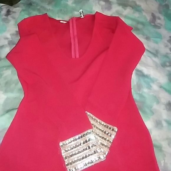 Dress - Picture 2 of 4