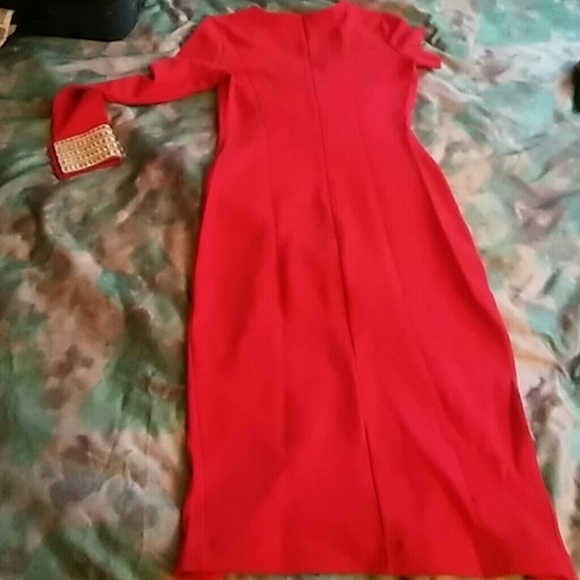 Dress - Picture 4 of 4