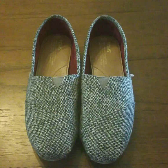 Toms worn once!