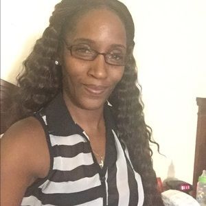 Meet your Posher, Shaneta