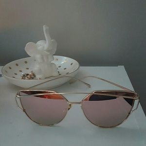 Cat-eye Sunnies (Rose Gold)