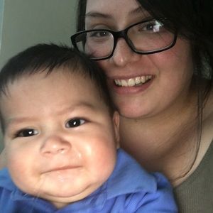 Meet your Posher, Lorena