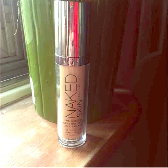 BRAND NEW NAKED SKIN by Urban Decay