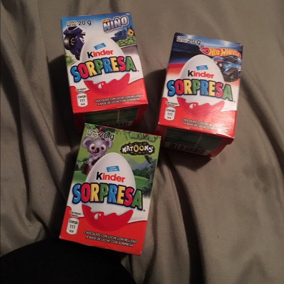 Boy lot of kinder surprise eggs