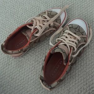 coach low top sneaker