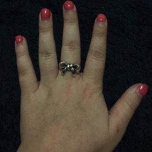 James Avery bow ring