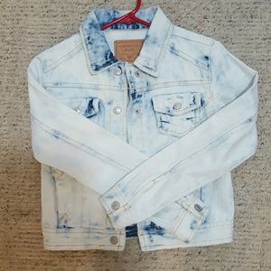 Light washed Jean jacket