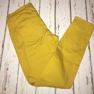 Mustard skinny jeans