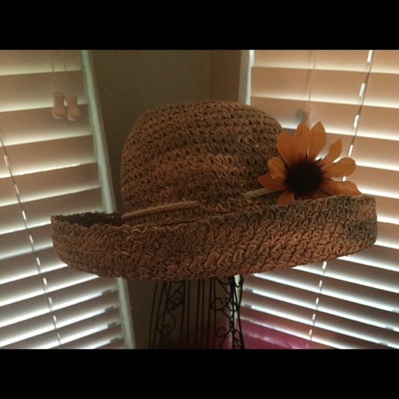 Fun in the Sun Straw Hat