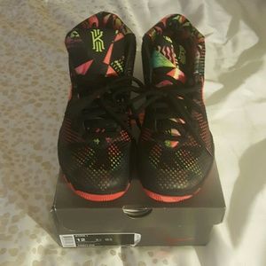 Kyrie 1 Basketball Shoes