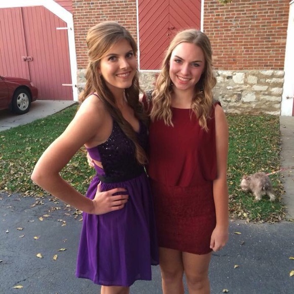 Formal dress, maroon, size 5. Only worn once.