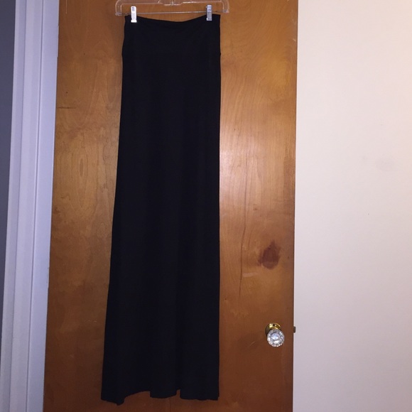 Black maxi