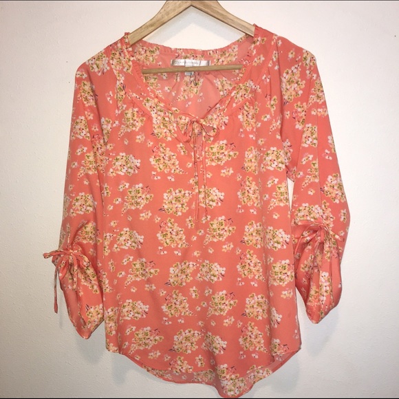 Lauren Conrad Peach/Floral Top