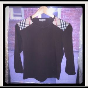 Authentic Burberry top . Accepting offers !