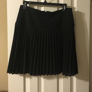 J. Crew Black Accordion skirt size 4