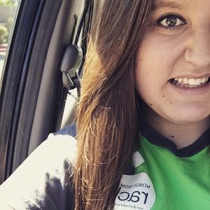 Meet your Posher, Nicole