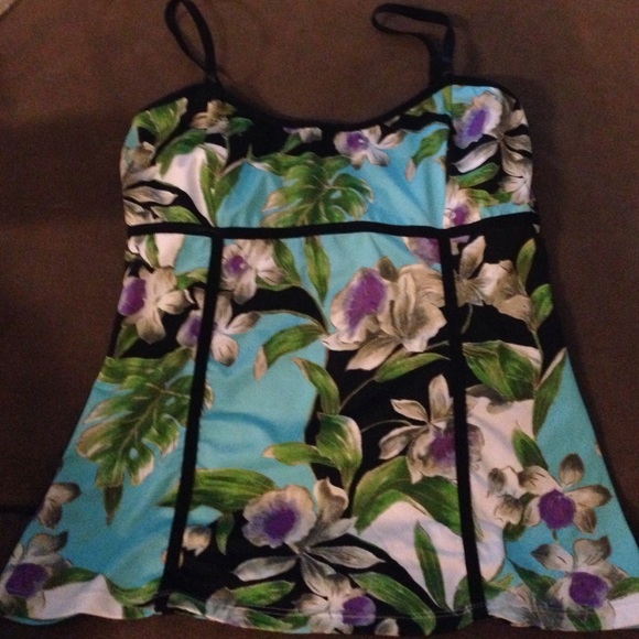 Floral tank