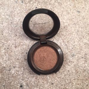 MAC Mulch eyeshadow