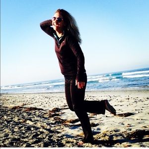 Meet your Posher, Alexis