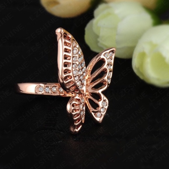 Butterfly Ring - Picture 3 of 4