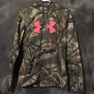 UNDER ARMOUR HOODIE
