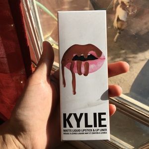 Dolce K Kylie Jenner Lipkit Brand new