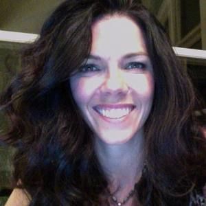 Meet your Posher, Holly