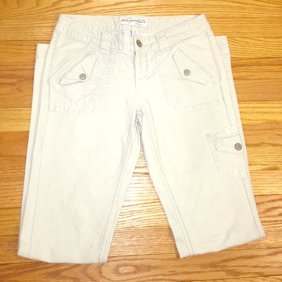 Khaki jeans