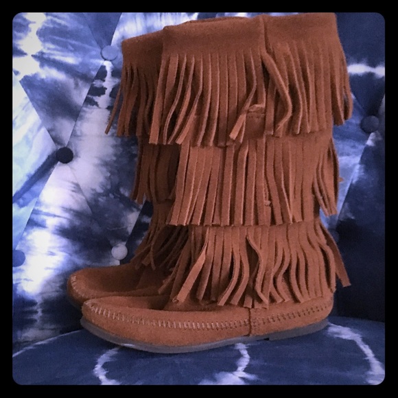✨🌵Minnetonka 3 layer fringe boots🌻🌙