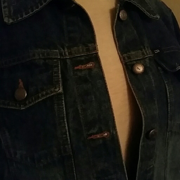 Jean jacket - Picture 2 of 3