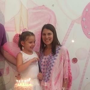 Meet your Posher, Julie