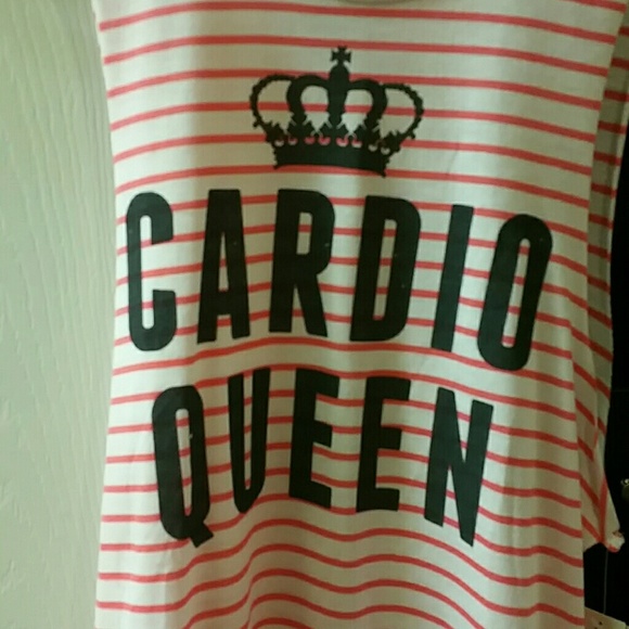 BNWT Cardio Queen cut off shirt