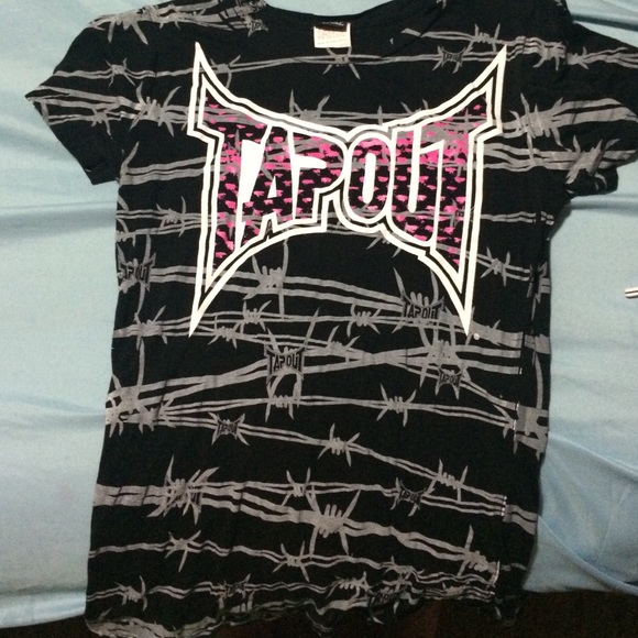 Tapout shirt