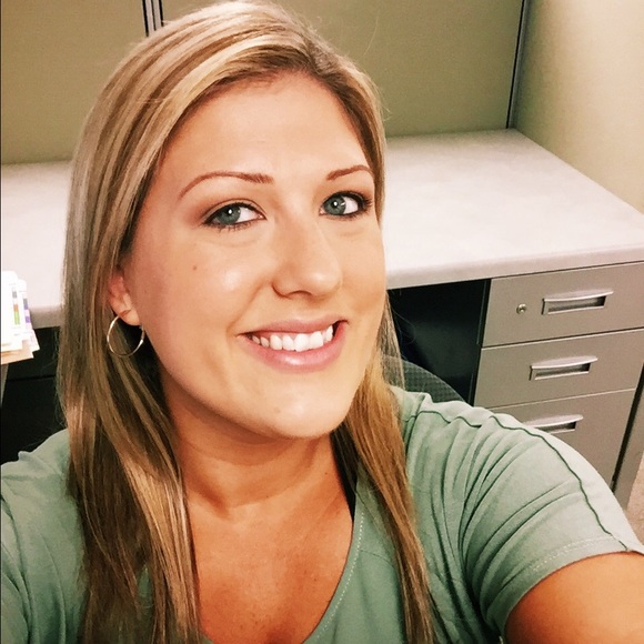 Meet your Posher, Malori