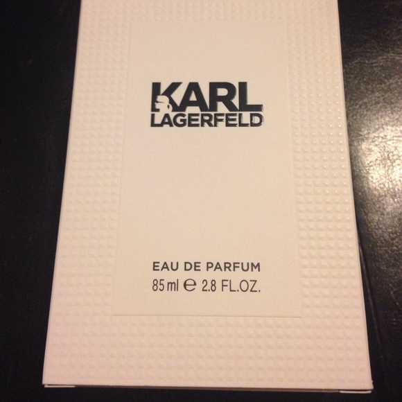 WOMENS  Karl Lagerfeld 85mL perfume