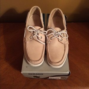 Sebago women dock sides