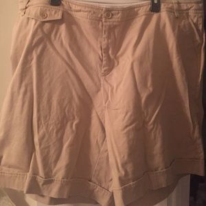 Khaki Bermuda shorts