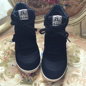 Ash suede Bowie wedge sneakers size 38