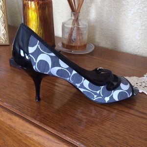 Classy Coach Heels!