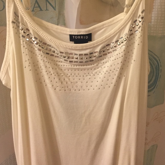 Torrid white Cami with rhinestone accents😍 - Picture 2 of 3