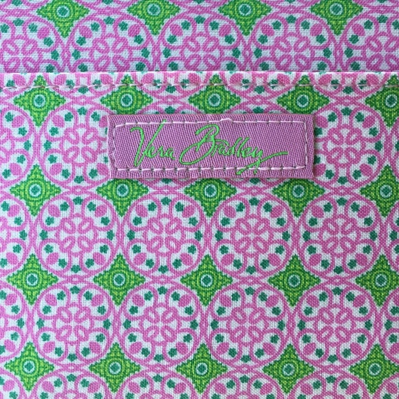 ❌❌SOLD❌❌Vera Bradley photo holder - Picture 3 of 3