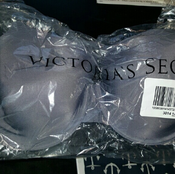 Victoria's Secret Gray back hook bra