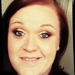 Meet your Posher, Karlanda