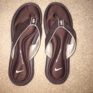 Brown Nike (new without tags) Flip Flops