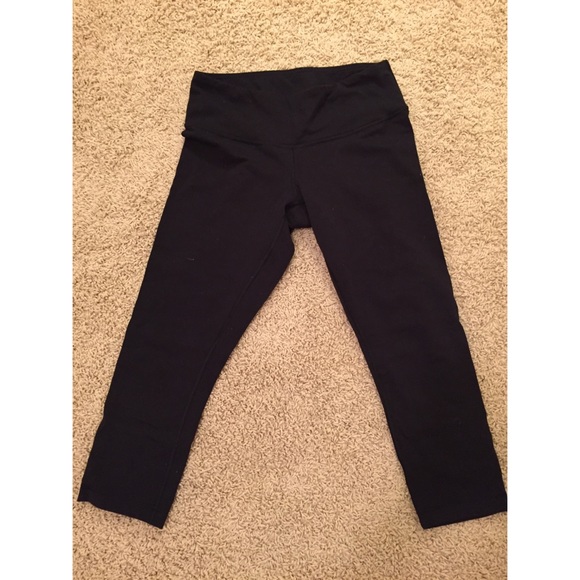 Lululemon Wonder Under Crop