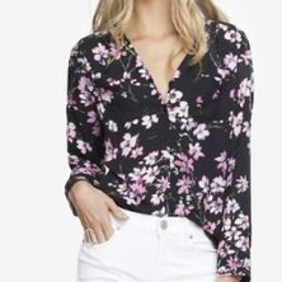 🎉 SOLD 🍾 Cherry Blossom Portofino Shirt