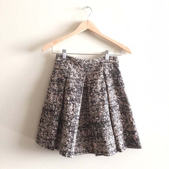 Blush tweed-chiffon extravagant pleated skirt.