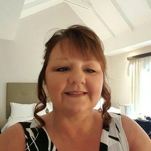 Meet your Posher, Connie